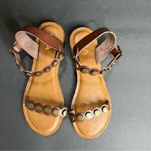 Mia Bronze Button Brown Leather Sandals size 6 Boho Vacation Roman Buckle
